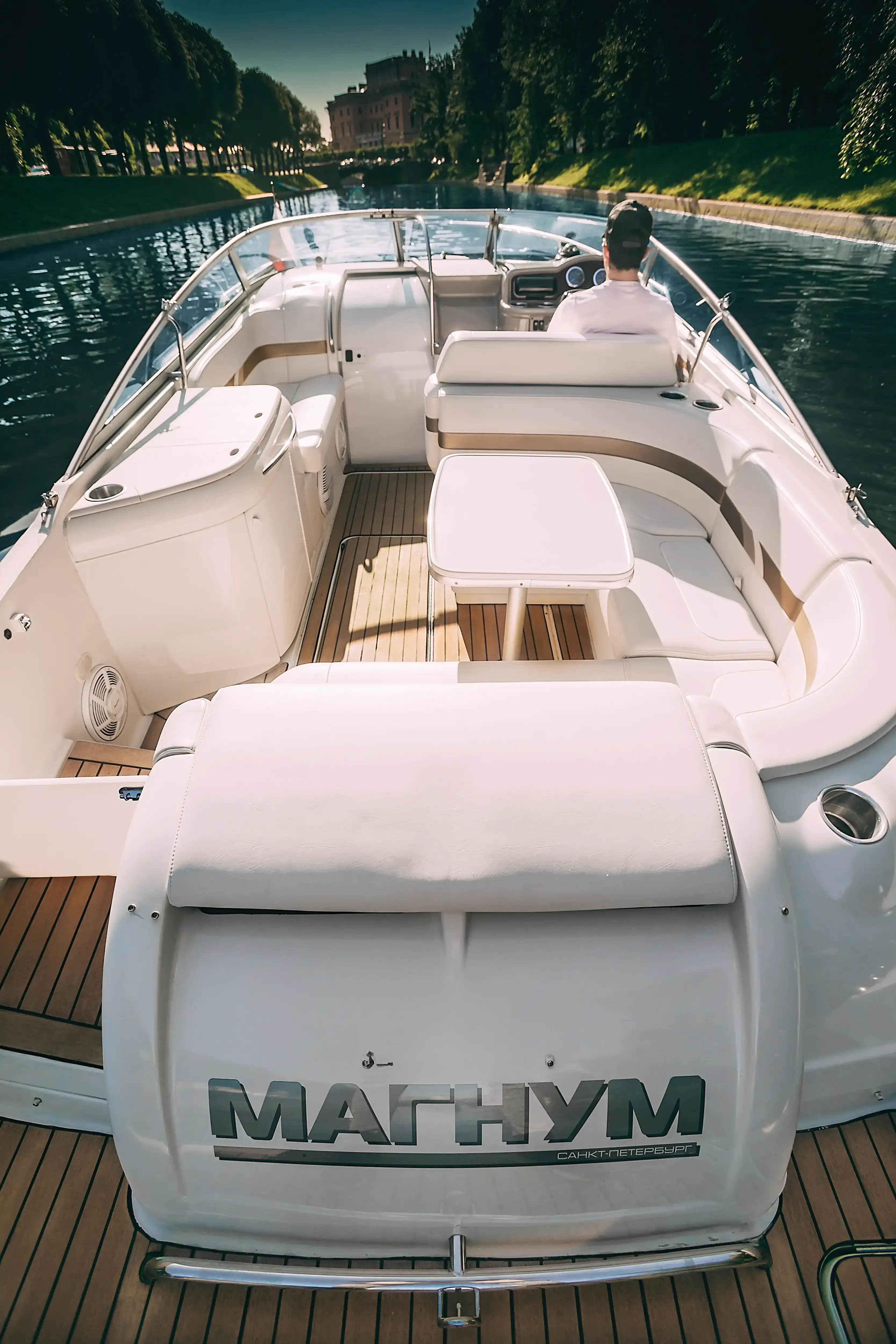 Катер Formula 260 «Magnum» image- 9